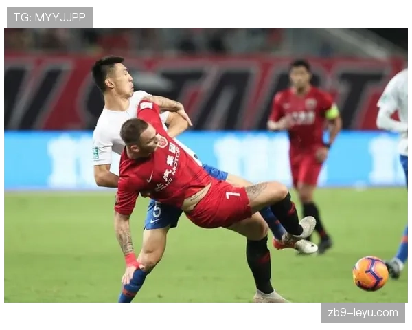 根特防线稳固助球队斩获关键胜利，状态回暖引关注