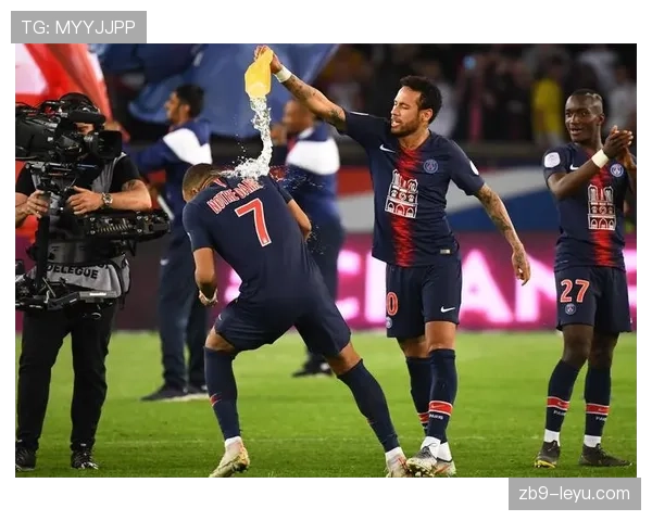 洛里昂防线表现稳固，球队在联赛中持续保持不败状态