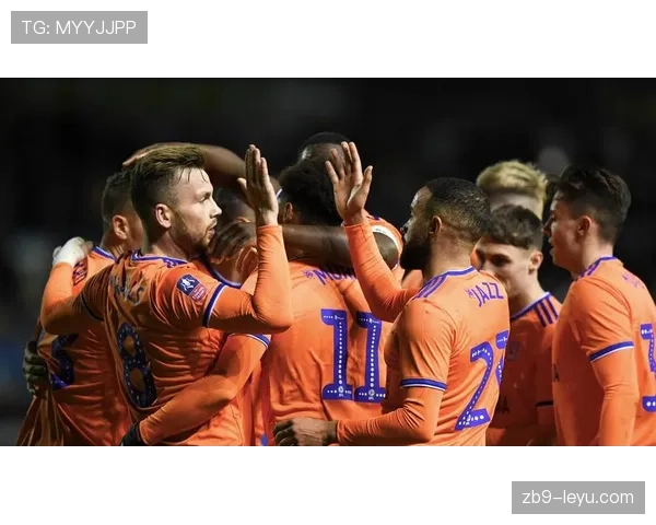 特拉布宗体育防守表现稳健,锁定赛季胜利引人关注 特拉布宗体育防守表现稳健,锁定赛季胜利引人关注