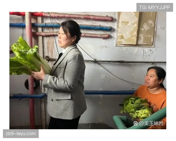 熊朝忠上场像动作片男主，脱了手套下楼像去买菜的邻居